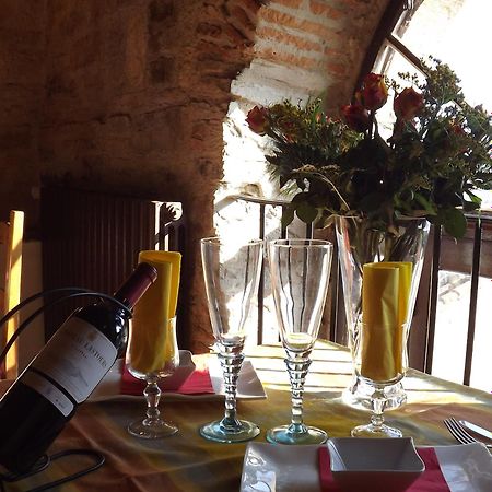 Auberge De La Halle Cordes Sur Ciel Dış mekan fotoğraf