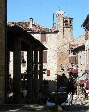 Auberge De La Halle Cordes Sur Ciel Dış mekan fotoğraf