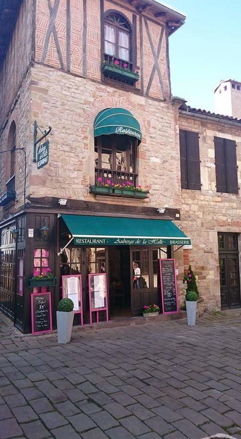 Auberge De La Halle Cordes Sur Ciel Dış mekan fotoğraf