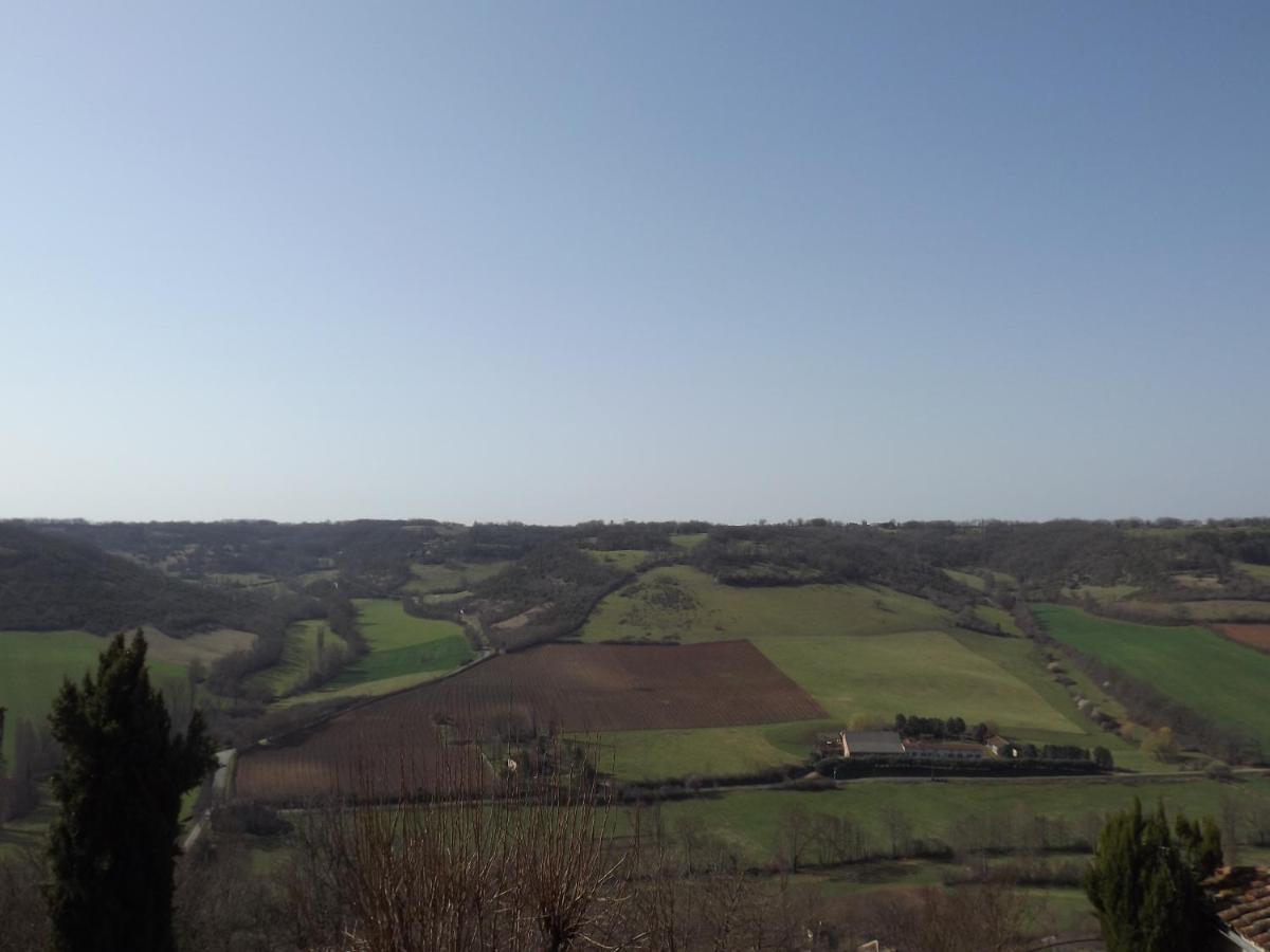 Auberge De La Halle Cordes Sur Ciel Oda fotoğraf